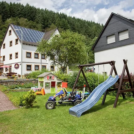 Apartman Apartment In Merschbach With Garden, Cleaning Included *